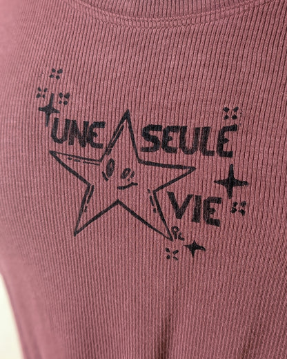 Une seule vie ⠂Collection 2e vie ⠂Camisole marron upcyclée imprimée en linogravure ⠂Taille M